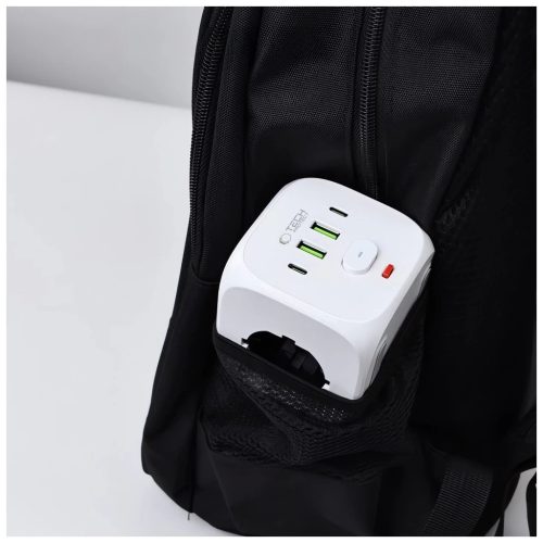 Tech-Protect PCL3X4 Power Socket elosztó - 2*USB-C + 2*USB-A + 3 hálózati töltőlyuk