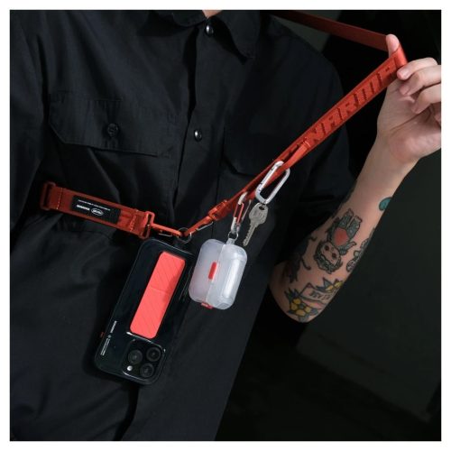 Skinarma Mecha tok AirPods Pro 2 készülékhez sampány