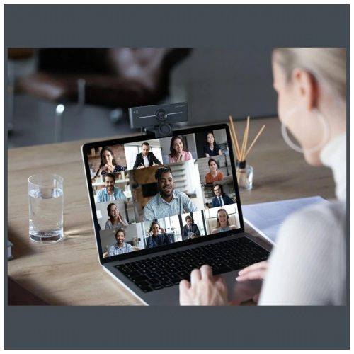 Creative 4K UHD webkamera fekete