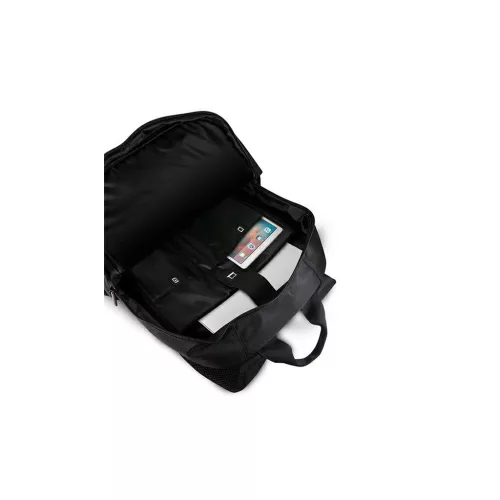 BMW BMBPCO15CAPRBK hátizsák 16" fekete Carbon Red Stripe