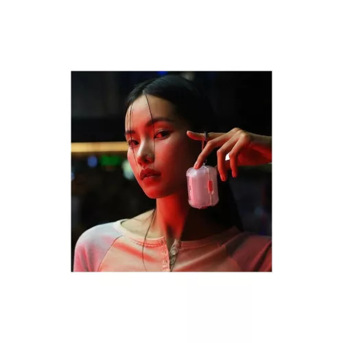 A fordítás a következő:Skinarma tok Mecha AirPods Pro 2 készülékhez krómo
