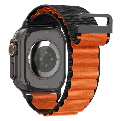 SPIGEN WBF1 szíj Apple Watch 8 / 9 / 10 / 11 / SE / ULTRA készülékhez (44 / 45 / 46 / 49 MM) fekete/narancs