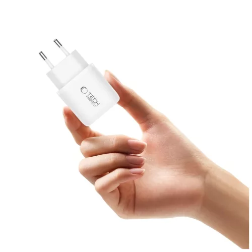 TECH-PROTECT NCA45W-GAN 2-PORT HÁLÓZATI TÖLTŐ PD 45W / QC3.0 + LIGHTNING CABLE fehér