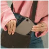 TECH-PROTECT szilikon MagSafe tok IPHONE 16E/17E készülékhez csokoládébarna