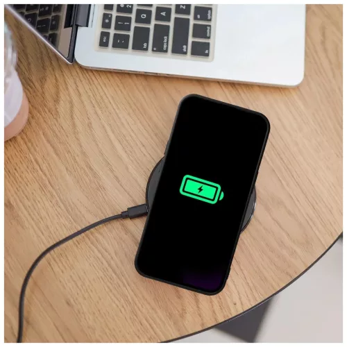 Szilikon MagSafe tok iPhone 14 Pro készülékhez fekete