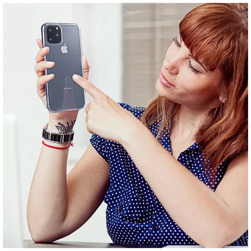iPhone 11 készülékhez ultravékony 0,5 mm hátlaptok